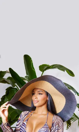 Beach Days | Khaki and Black Fedora